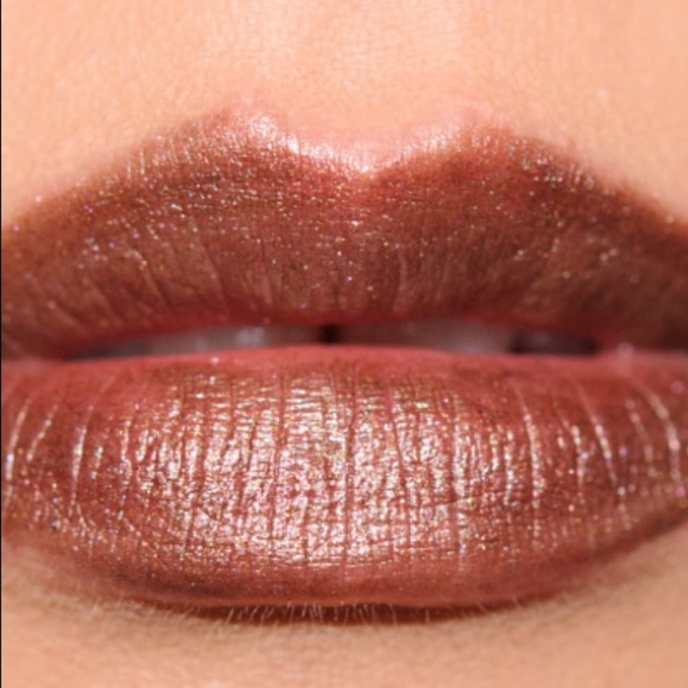 Mac Frost Rihanna Viva Glam 2